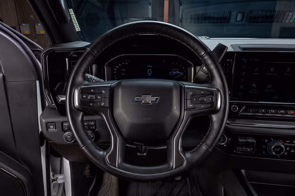 2025 Chevrolet Silverado 2500HD ZR2 Crew Cab Image 19