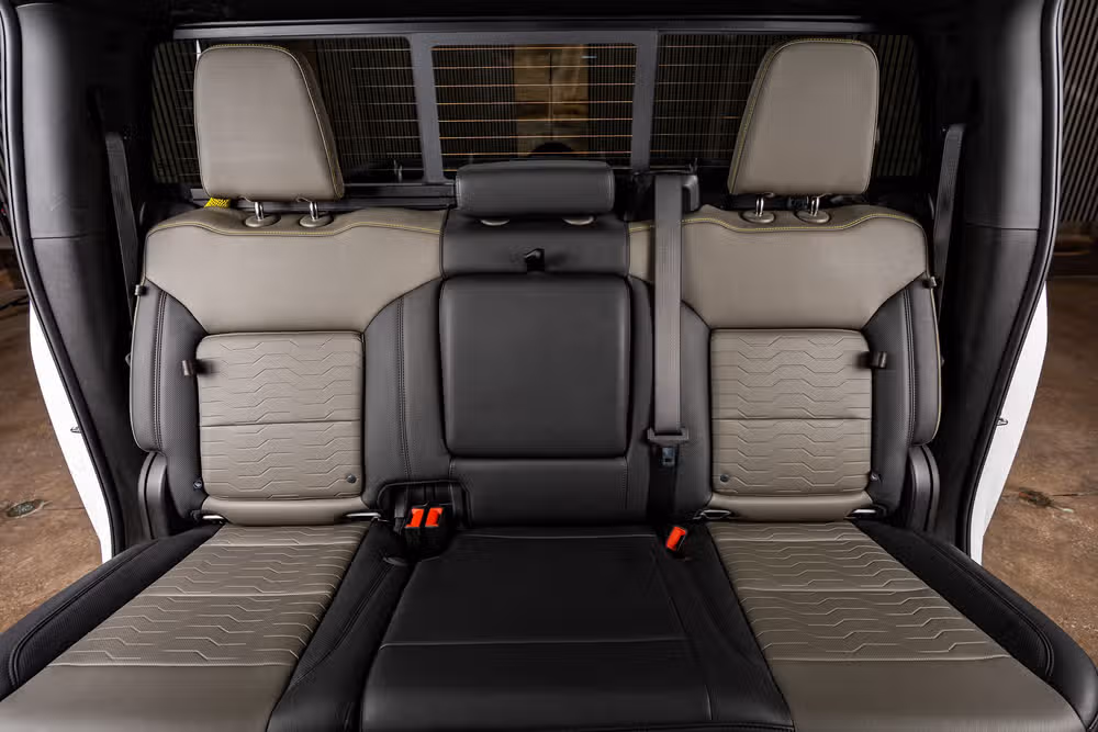 2025 Chevrolet Silverado 2500HD ZR2 Crew Cab Image 36