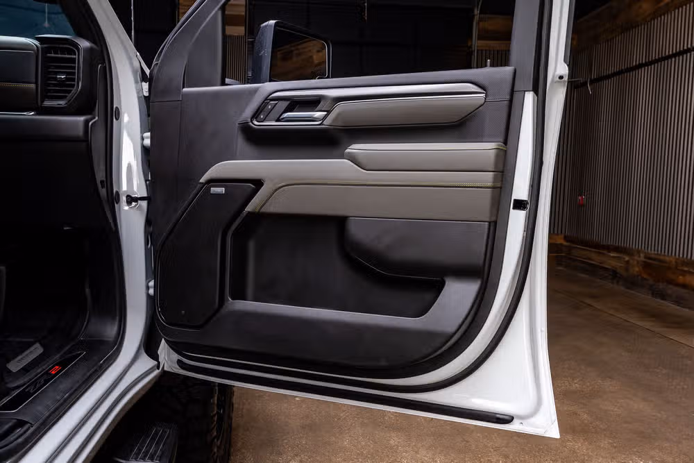 2025 Chevrolet Silverado 2500HD ZR2 Crew Cab Image 38