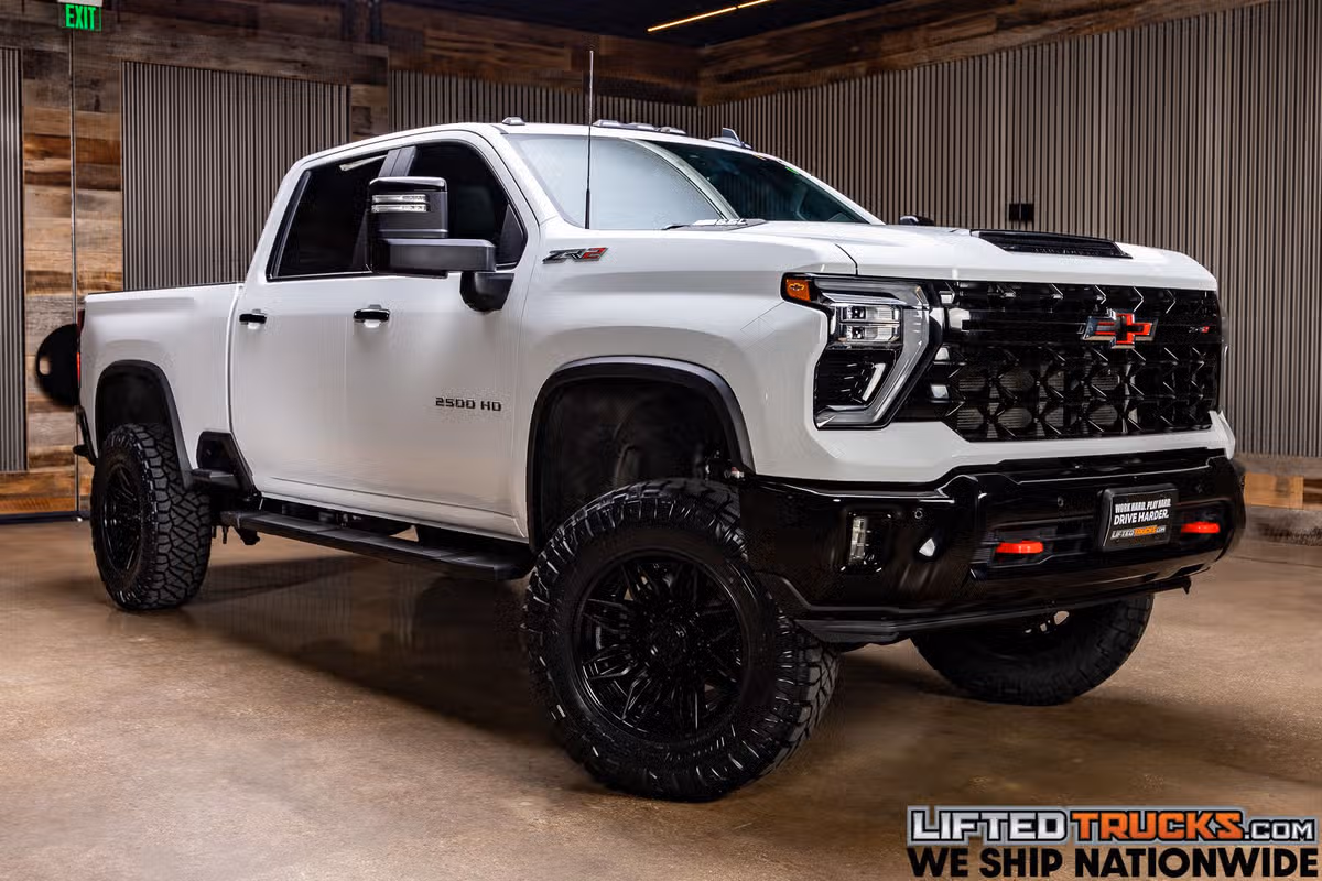 2025 Chevrolet Silverado 2500HD ZR2 Crew Cab