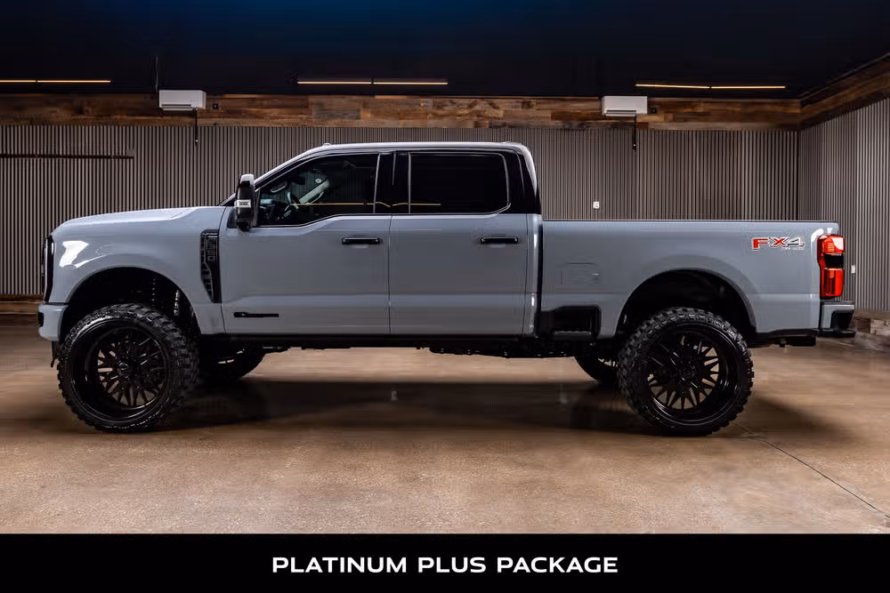 2026 Ford F-350 Super Duty Platinum Plus Crew Cab Image 6