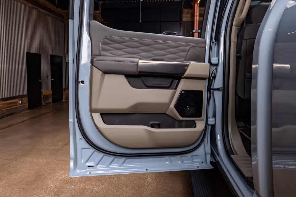 2026 Ford F-350 Super Duty Platinum Plus Crew Cab Image 40