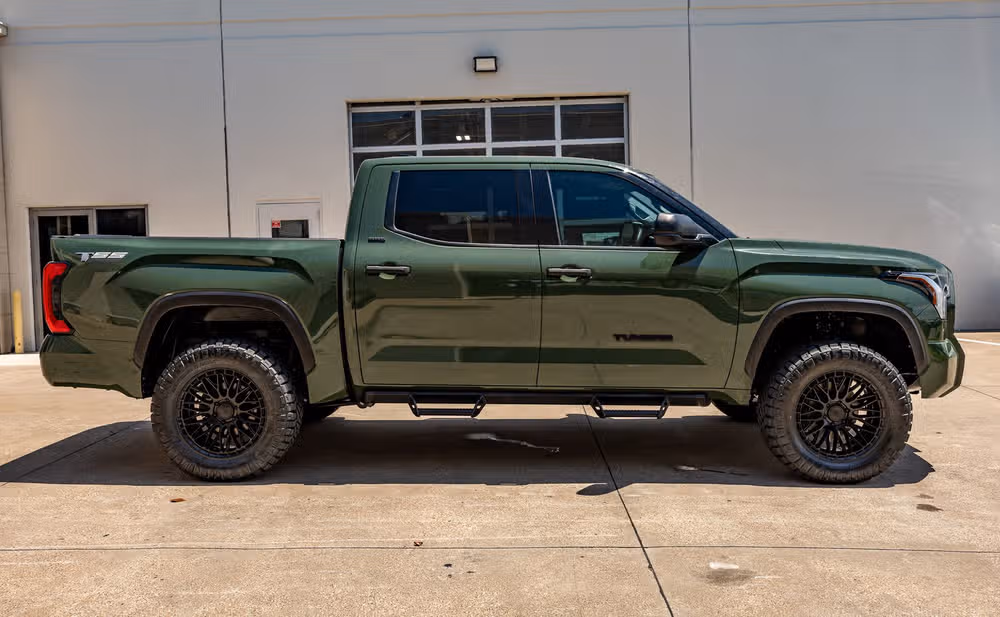 2023 Toyota Tundra SR5 CrewMax Image 11
