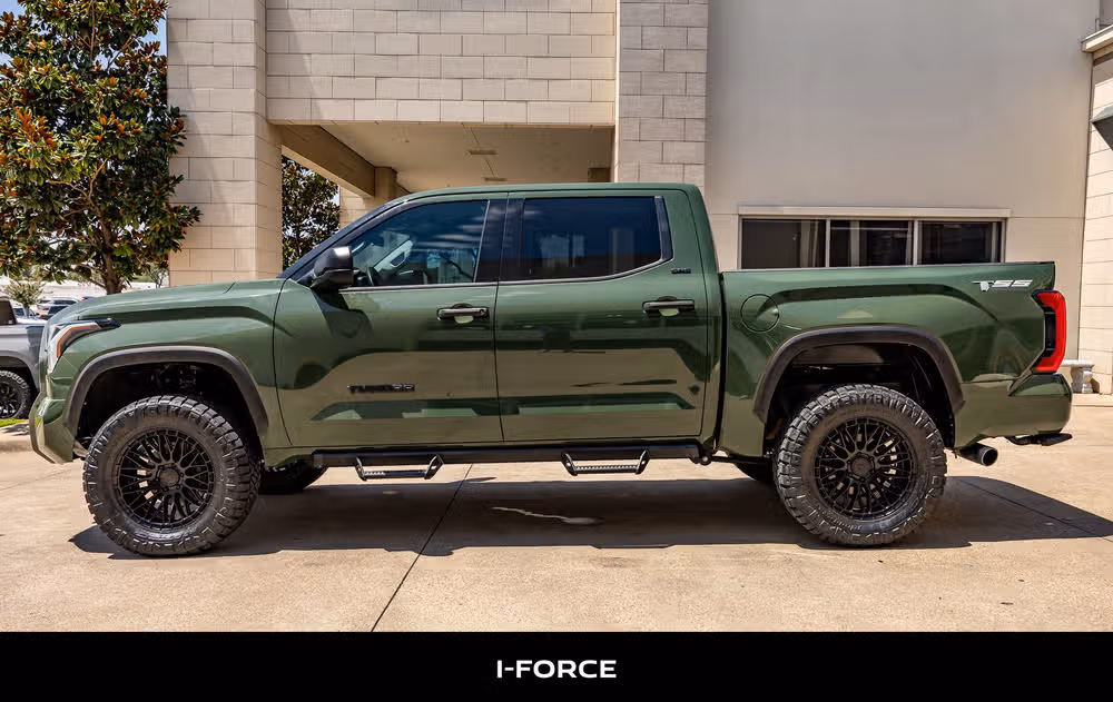 2023 Toyota Tundra SR5 CrewMax Image 6