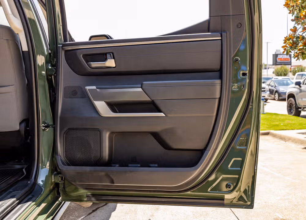 2023 Toyota Tundra SR5 CrewMax Image 40