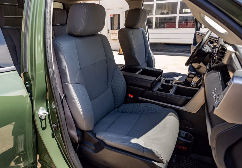 2023 Toyota Tundra SR5 CrewMax Image 32