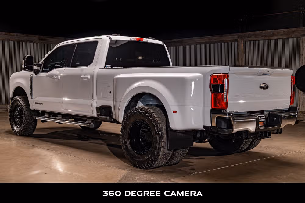 2026 Ford F-350 Super Duty Lariat Crew Cab Image 7