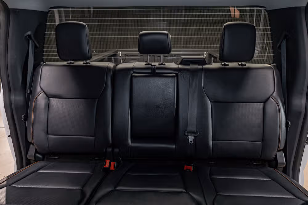 2026 Ford F-350 Super Duty Lariat Crew Cab Image 29
