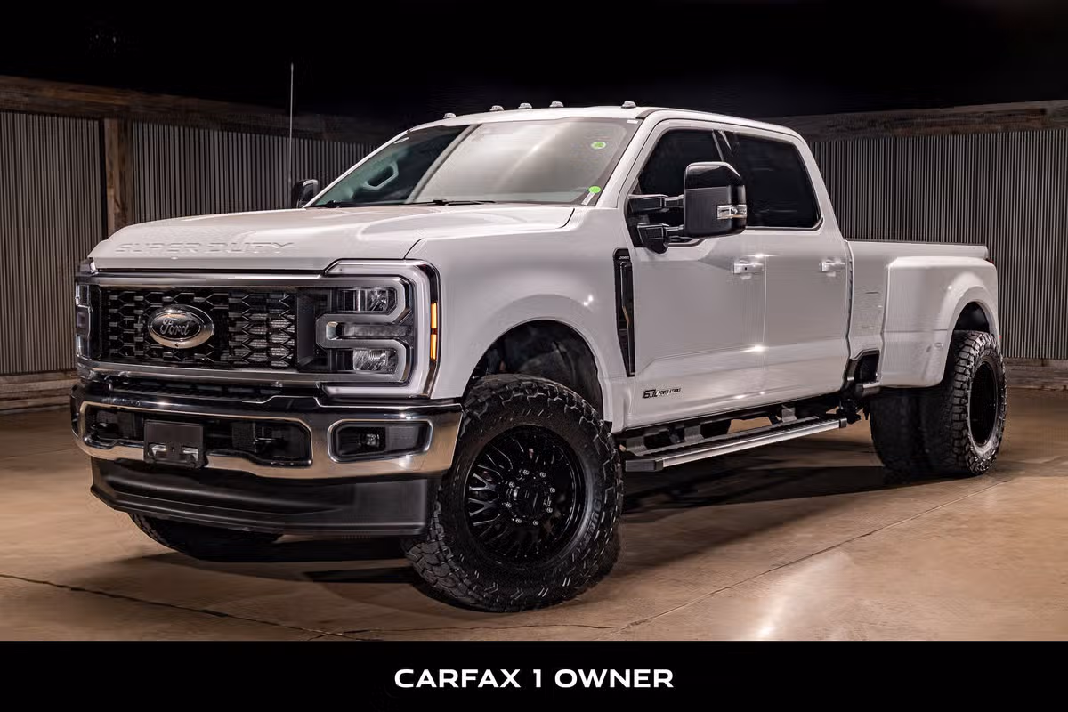 2026 Ford F-350 Super Duty Lariat Crew Cab