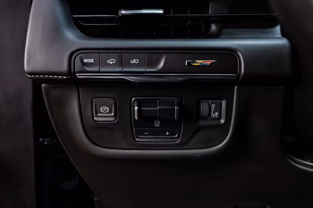 2023 Cadillac Escalade-V ESV Base V-Series Image 22