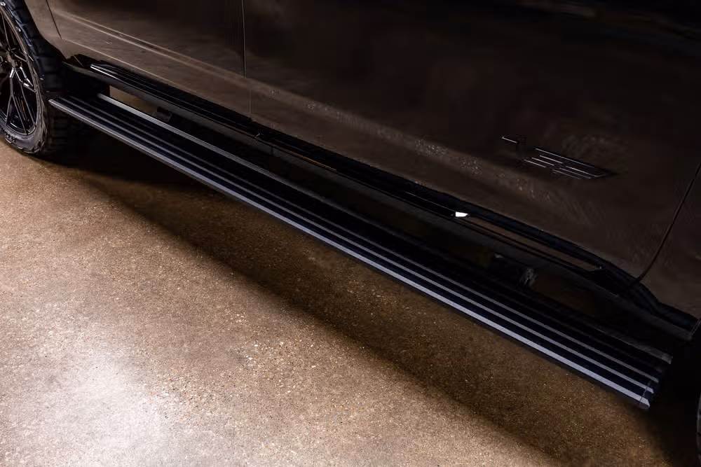 2023 Cadillac Escalade-V ESV Base V-Series Image 13