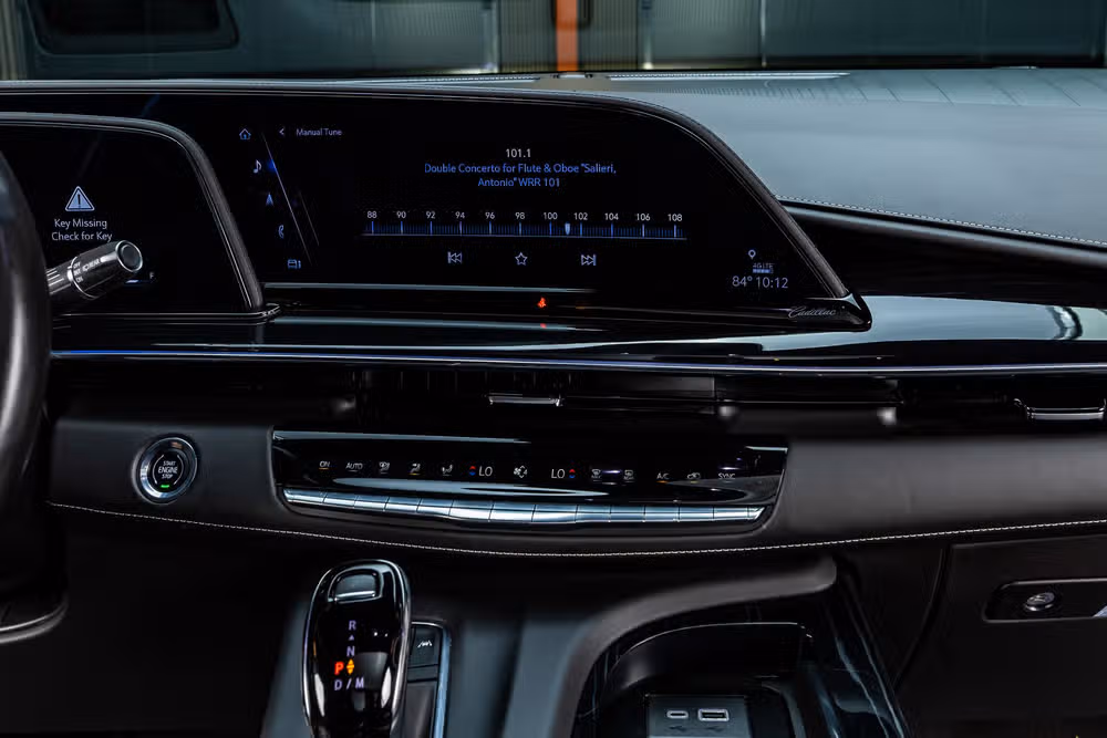 2023 Cadillac Escalade-V ESV Base V-Series Image 24