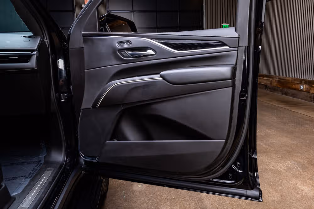 2023 Cadillac Escalade-V ESV Base V-Series Image 41