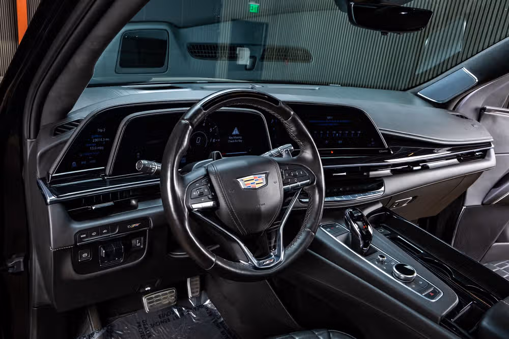 2023 Cadillac Escalade-V ESV Base V-Series Image 17