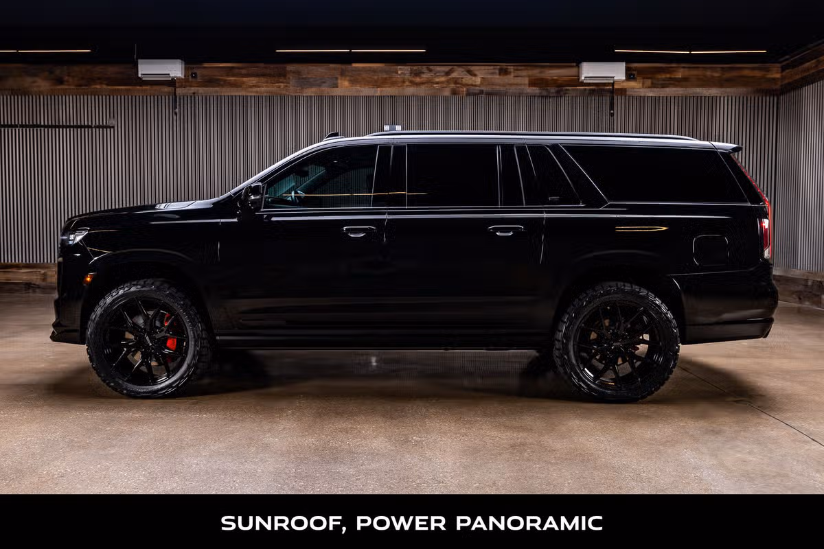 2023 Cadillac Escalade-V ESV Base V-Series