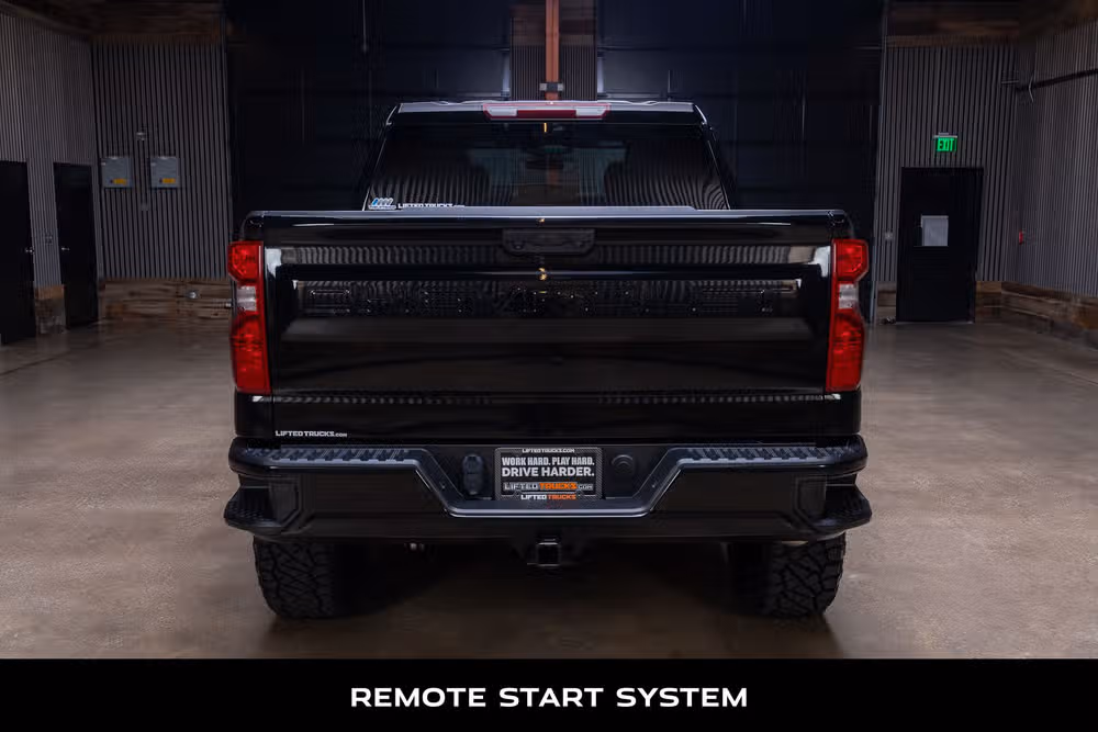 2025 Chevrolet Silverado 1500 Custom Trail Boss Crew Cab Image 8