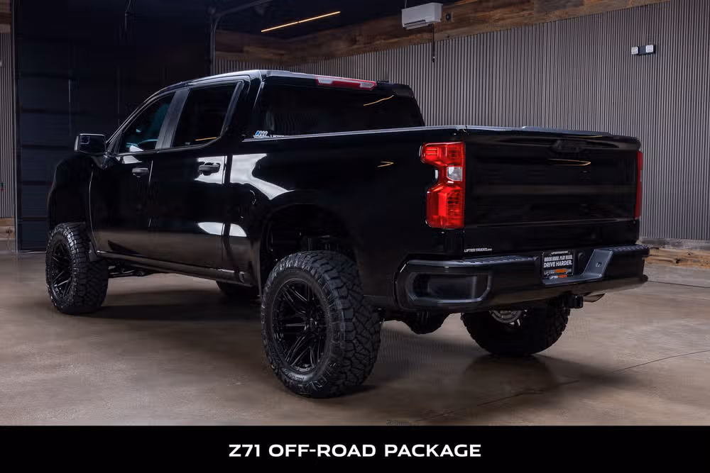 2025 Chevrolet Silverado 1500 Custom Trail Boss Crew Cab Image 7