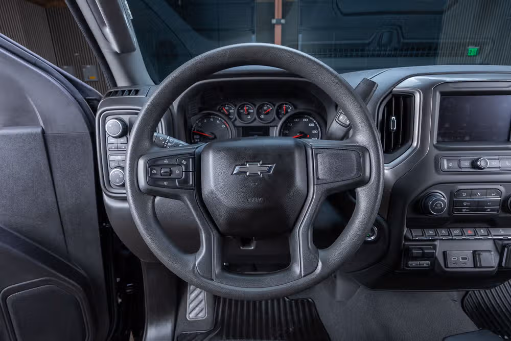 2025 Chevrolet Silverado 1500 Custom Trail Boss Crew Cab Image 18