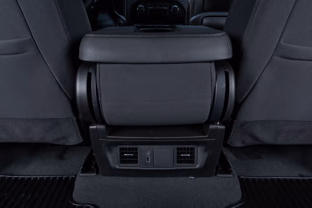 2025 Chevrolet Silverado 1500 Custom Trail Boss Crew Cab Image 32
