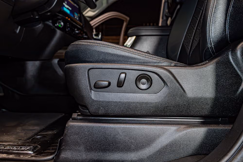 2023 Chevrolet Silverado 1500 RST Rocky Ridge Crew Cab Image 25