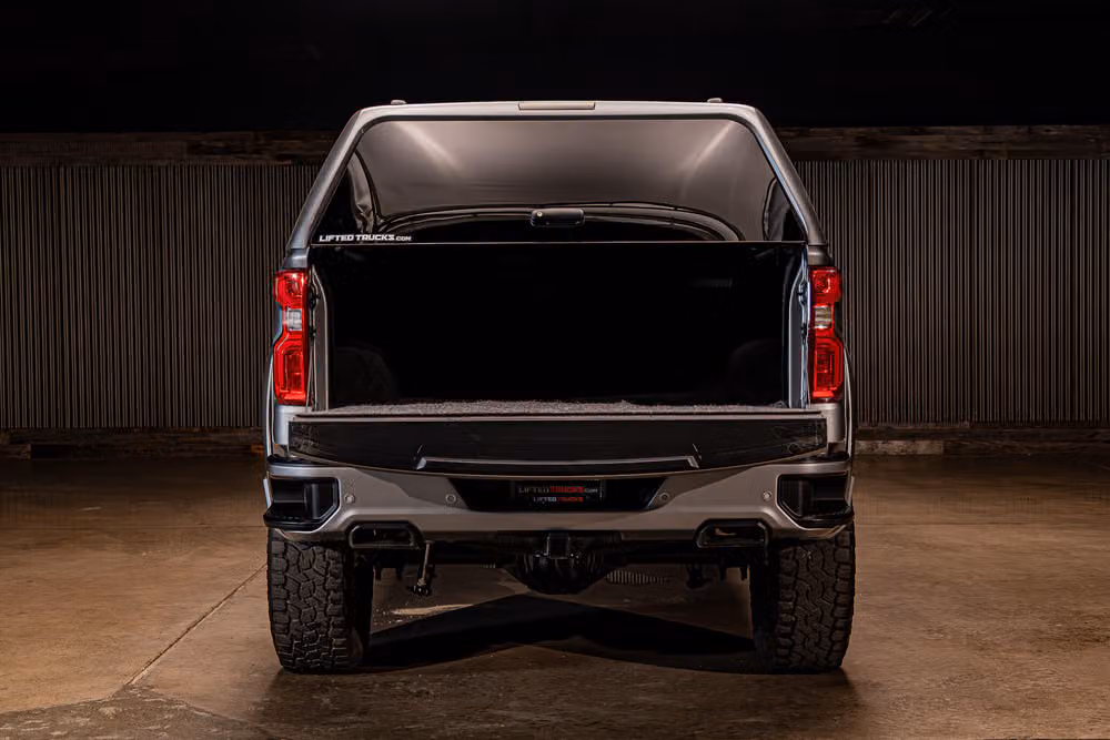 2023 Chevrolet Silverado 1500 RST Rocky Ridge Crew Cab Image 8