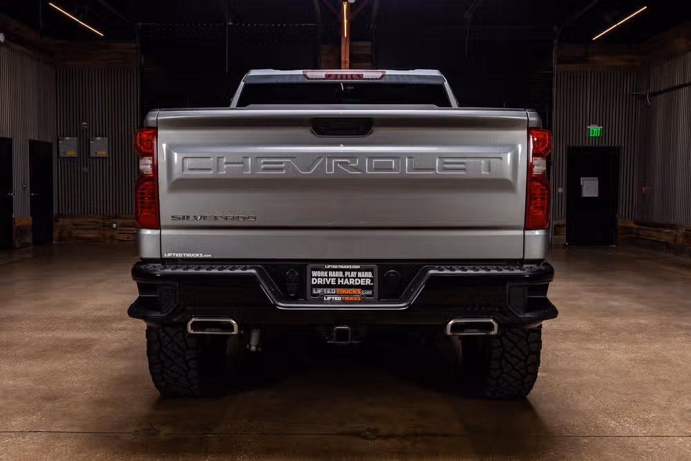 2026 Chevrolet Silverado 1500 Custom Trail Boss Crew Cab Image 8
