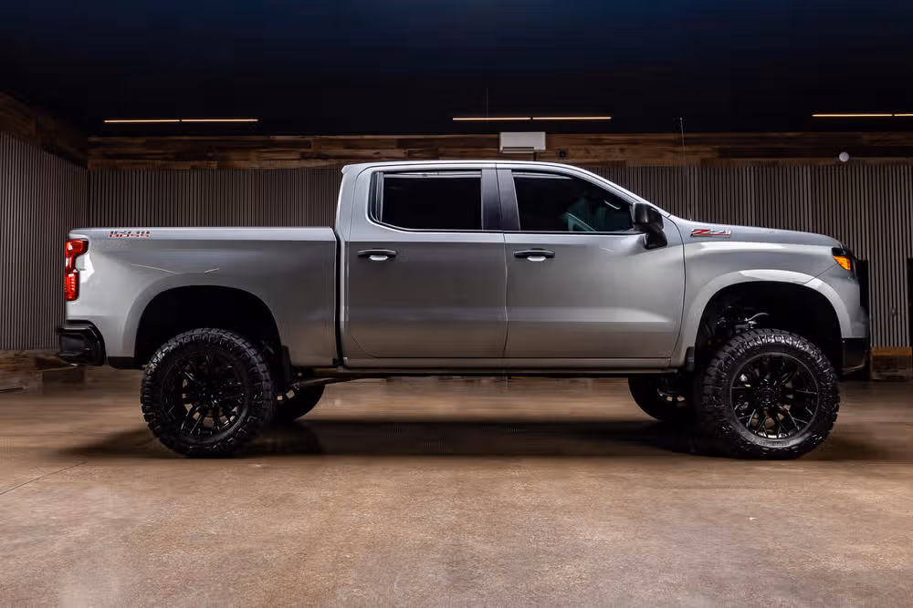 2026 Chevrolet Silverado 1500 Custom Trail Boss Crew Cab Image 11