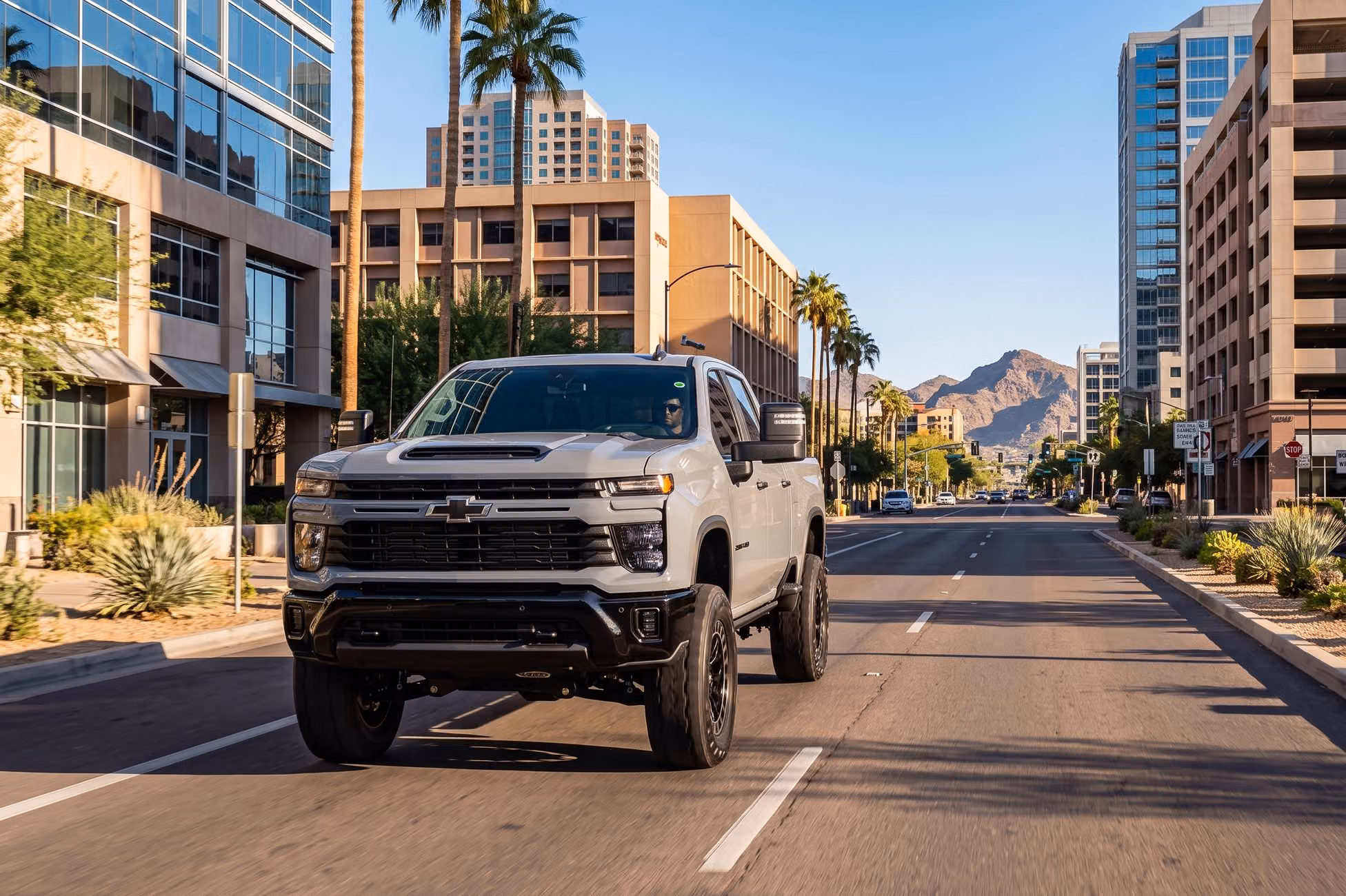 2025 Chevrolet Silverado 2500HD Custom Crew Cab Image 33