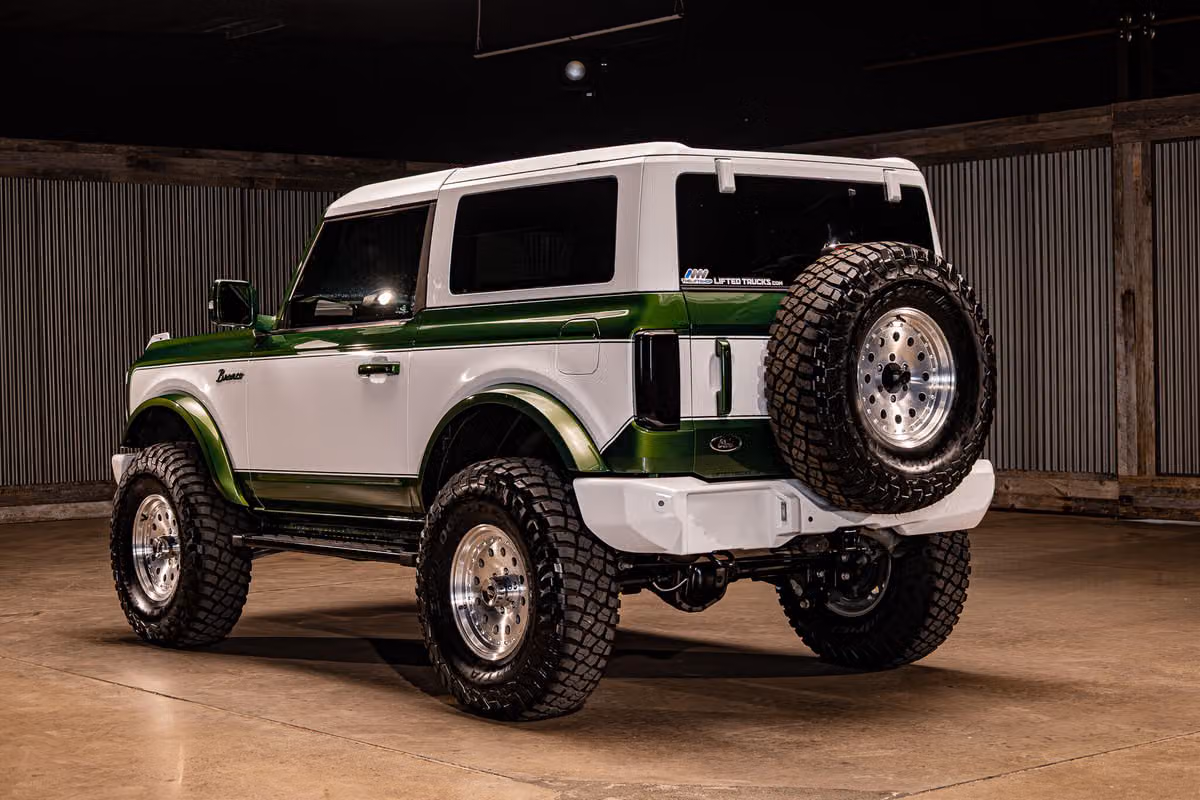 2023 Ford Bronco Outer Banks