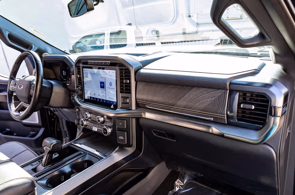 2022 Ford F-150 Platinum SuperCrew Image 17
