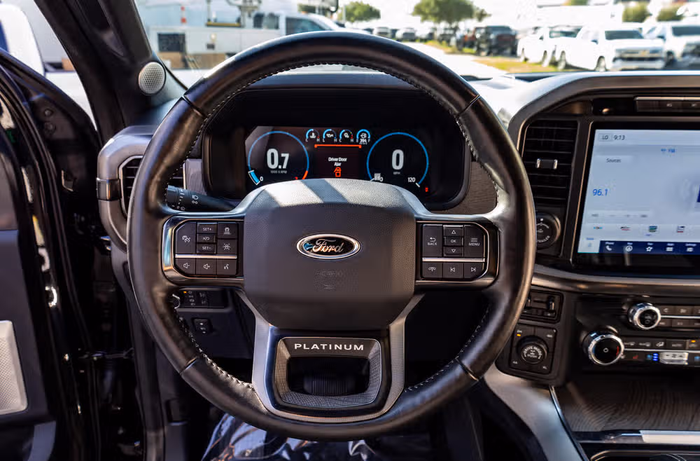 2022 Ford F-150 Platinum SuperCrew Image 18