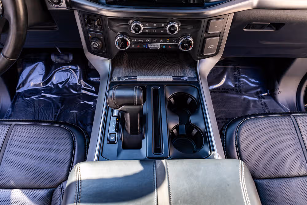 2022 Ford F-150 Platinum SuperCrew Image 28