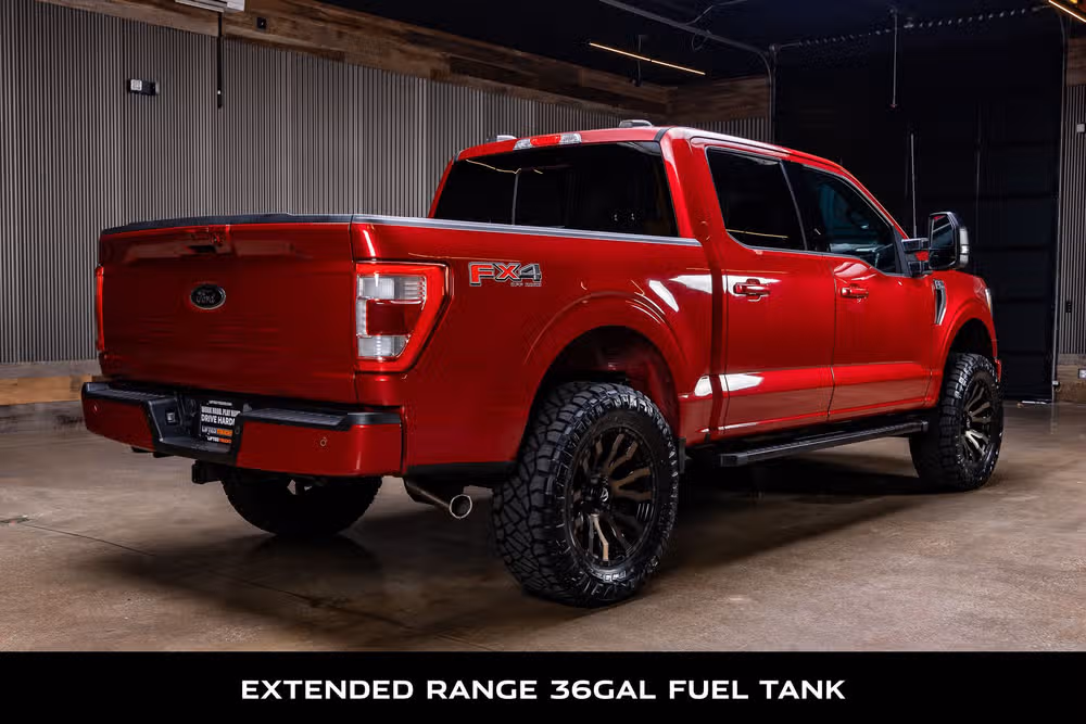 2023 Ford F-150 Lariat SuperCrew Image 9