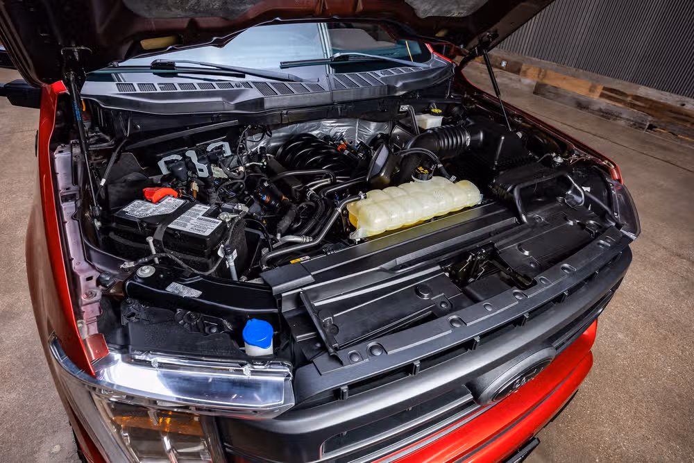 2023 Ford F-150 Lariat SuperCrew Image 41