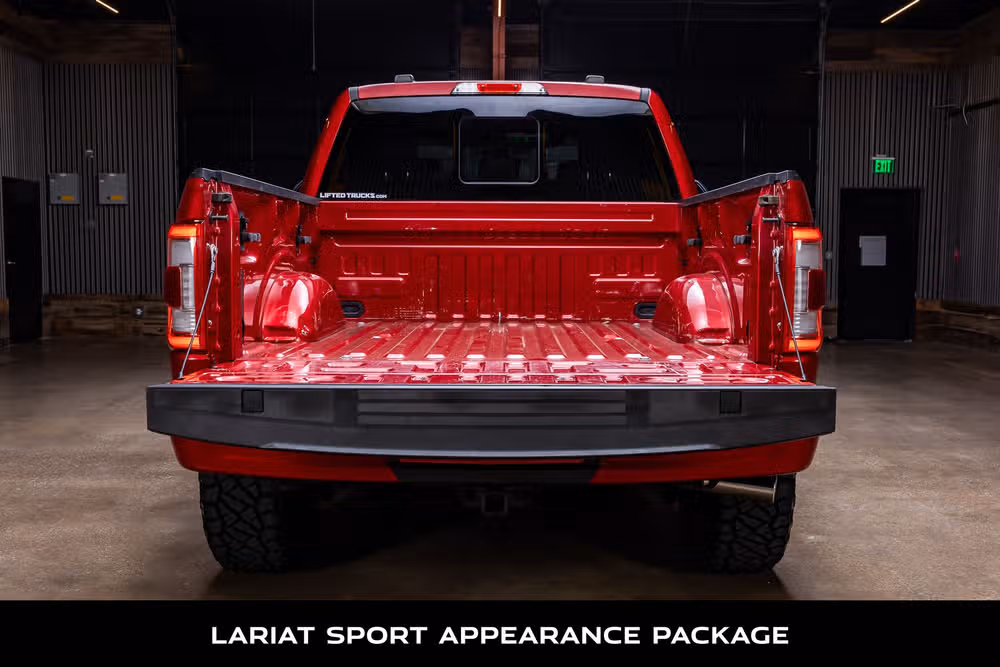 2023 Ford F-150 Lariat SuperCrew Image 8