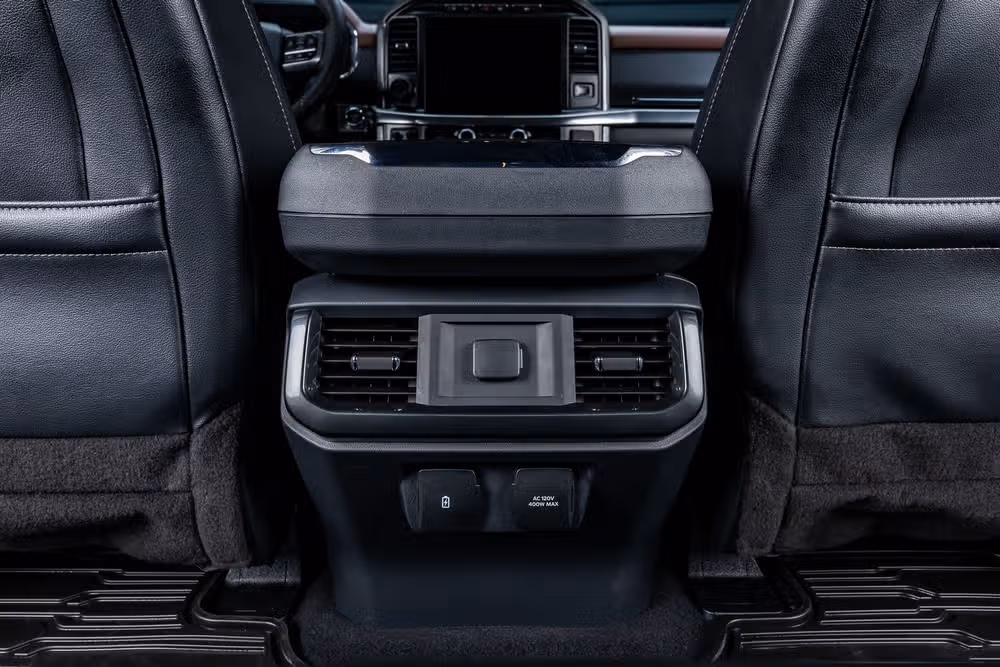 2023 Ford F-150 Lariat SuperCrew Image 33