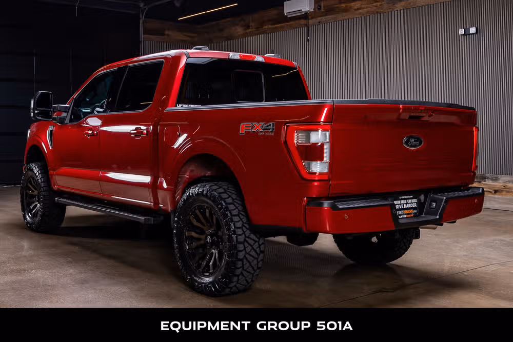 2023 Ford F-150 Lariat SuperCrew Image 6