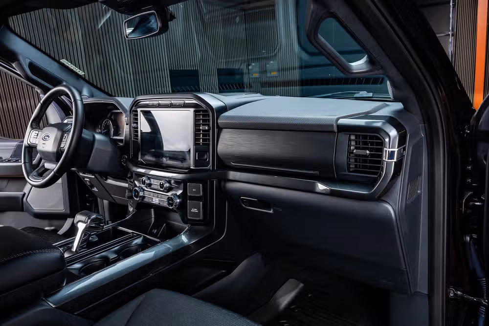 2023 Ford F-150 XLT SuperCrew Image 18