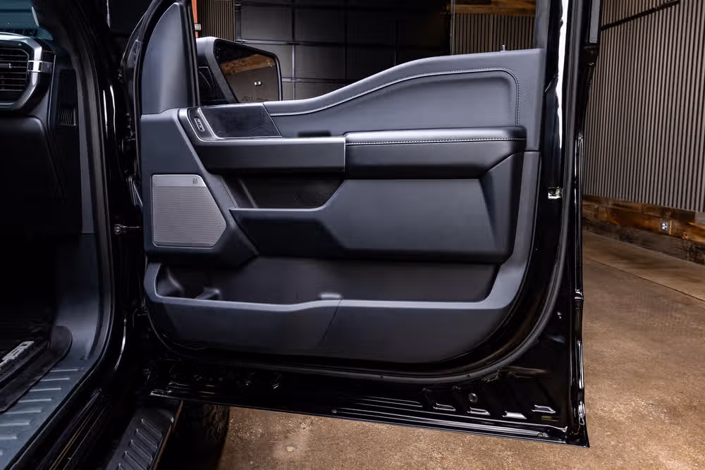 2023 Ford F-150 XLT SuperCrew Image 38
