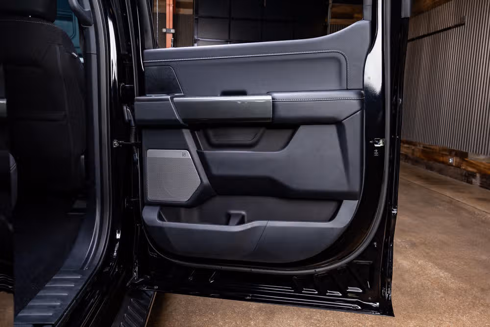 2023 Ford F-150 XLT SuperCrew Image 40