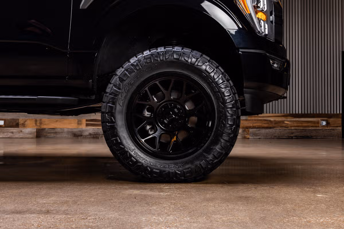 2023 Ford F-150 XLT SuperCrew