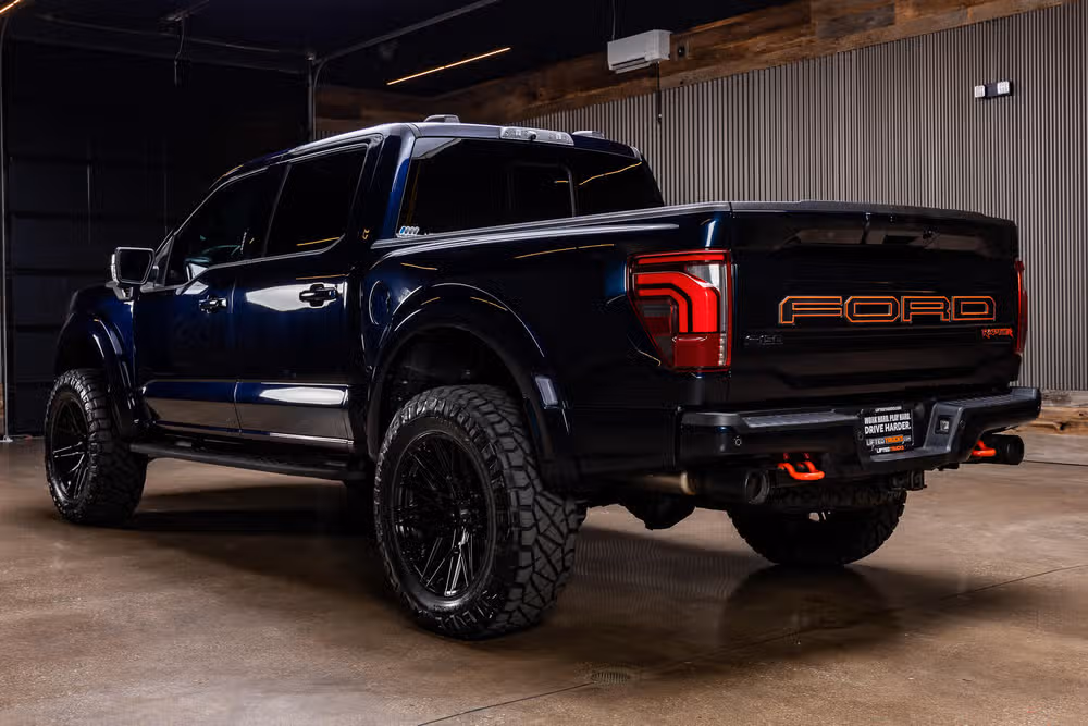 2024 Ford F-150 Raptor R SuperCrew Image 6