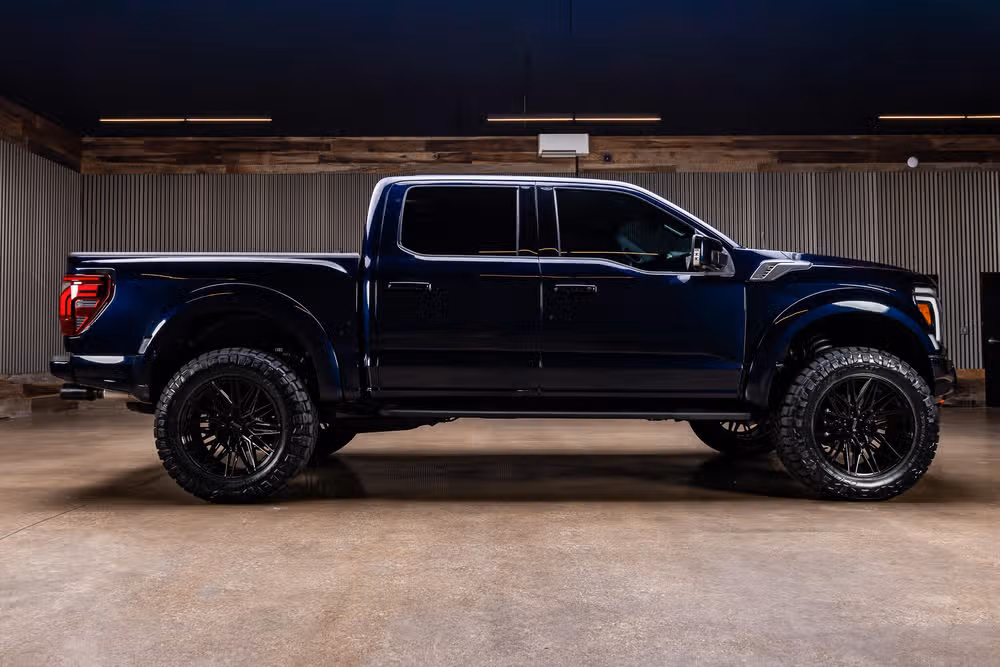 2024 Ford F-150 Raptor R SuperCrew Image 10