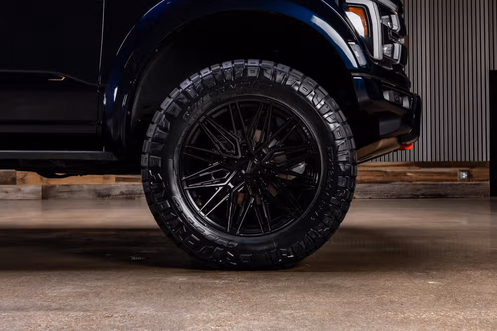 2024 Ford F-150 Raptor R SuperCrew Image 11