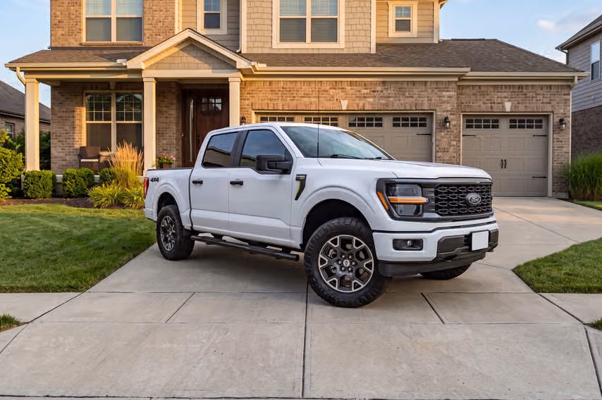 2025 Ford F-150 STX SuperCrew Image 38