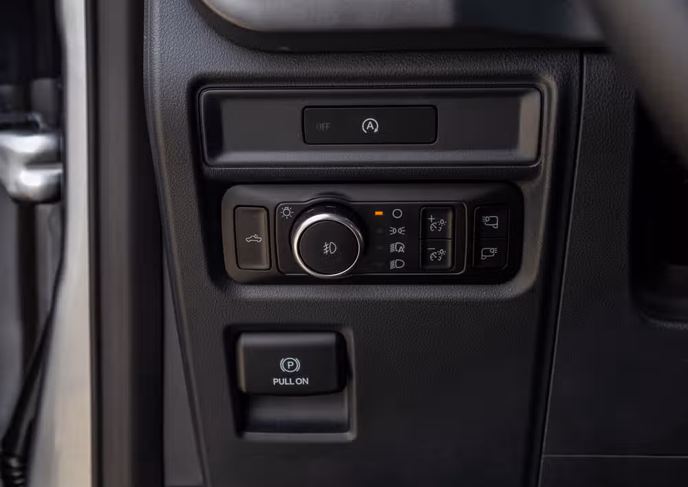 2025 Ford F-150 XLT SuperCrew Image 22