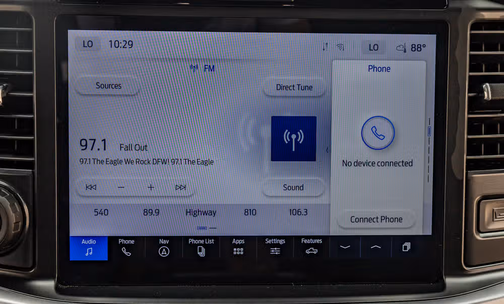 2025 Ford F-150 XLT SuperCrew Image 26