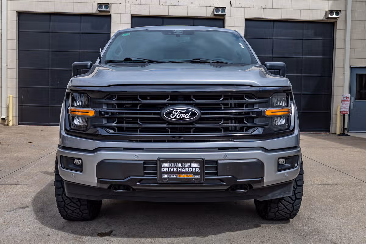 2025 Ford F-150 XLT SuperCrew