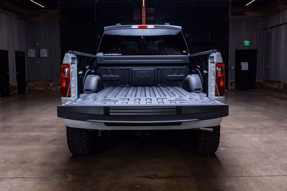 2026 Ford F-150 XLT SuperCrew Image 9