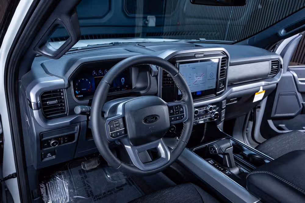 2026 Ford F-150 XLT SuperCrew Image 17